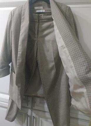 Розпродаж. класичний костюм. ціна за костюм