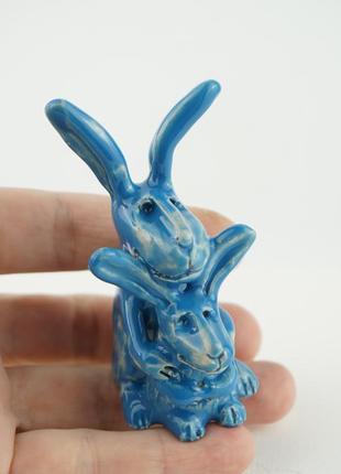 Статуетка кроликів 2023 фигурки кроликів голубого забарвлення gift rabbit6 фото