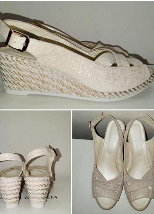 Босоножки 41-42 р шкіряні