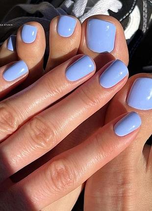 Блакитний гель-лак