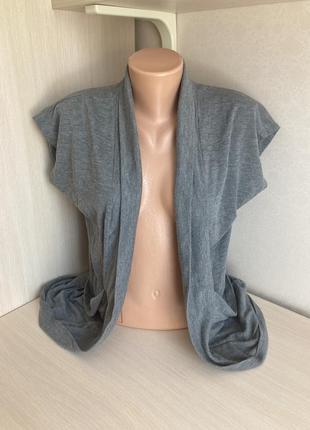 Кардиган безрукавка сірого кольору
