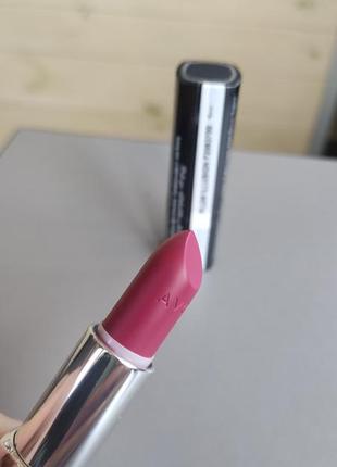 Матовая губная помада эйвон avon plum illusion matte2 фото