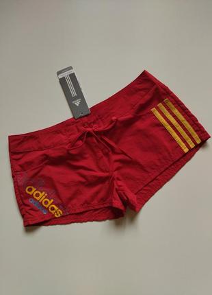 Женские короткие шорты спортивного стиля1 фото