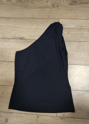 Блуза чорна на одне плече 38 р безрукавка топ3 фото