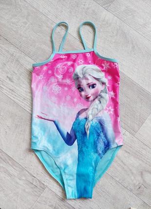 Красивый яркий купальник disney,6-7 лет