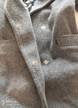 Пальто зимове жіноче сірого кольору з натуральної вовни6 фото