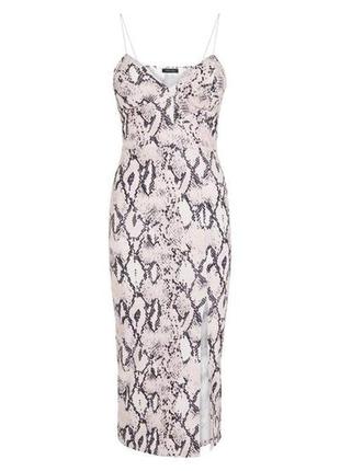 New look платье белое чёрное розовое по фигуре карандаш футляр на бретельках с вырезом на ноге4 фото