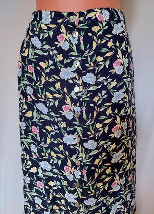 Винтажная темно- синяя юбка в цветочный принт на пуговицах спереди canda( размер 14-16)6 фото