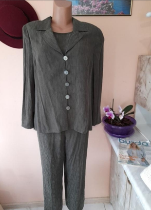 Шикарний костюм трійка