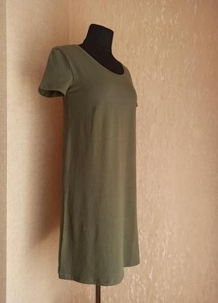 Базовое женское платье оливкового цвета3 фото