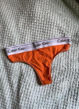 Оригинальные трусы  стринги calvin klein