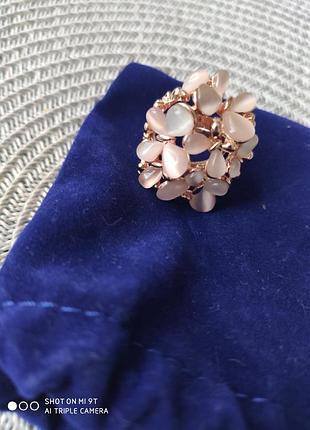 Кільце перстень з рожевим опалом