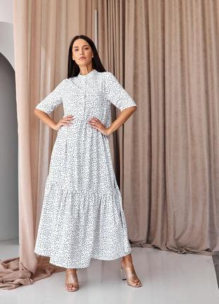 Белое в сердечки платье ярусами софт