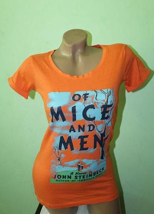 Красивая футболочка