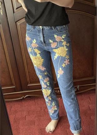 Синие джинсы тонкие с вышивкой цветами glamorous3 фото