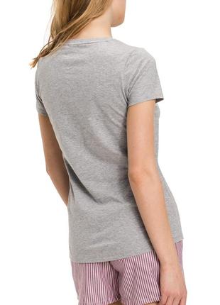 Сіра футболка з принтом tommy hilfiger tee10 фото