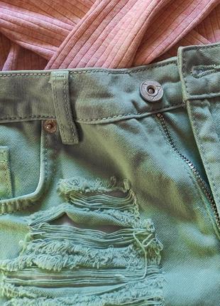 Джинсові шорти рвані короткі колір фісташка хакі4 фото