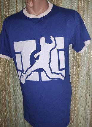 Стильна фірмова футболка катоновая spread shirt.м.