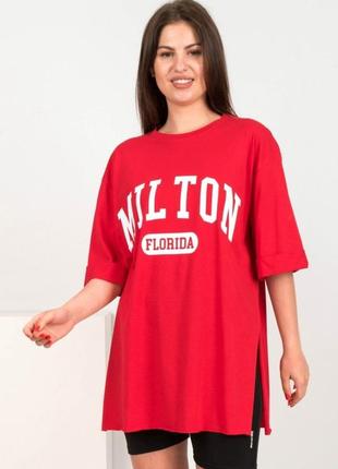 Стильна червона футболка з написом оверсайз великий розмір батал