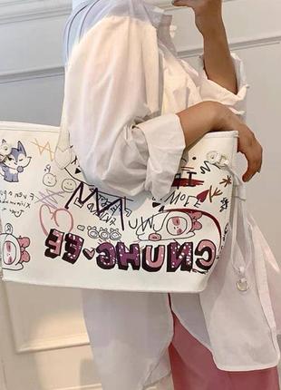 Белая сумка с рисованым принтер модная стильная трендовая