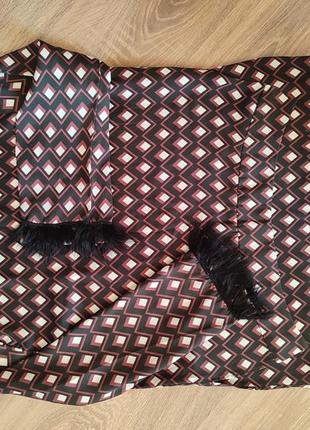 Блузка в принт с перьями разрезами zara5 фото