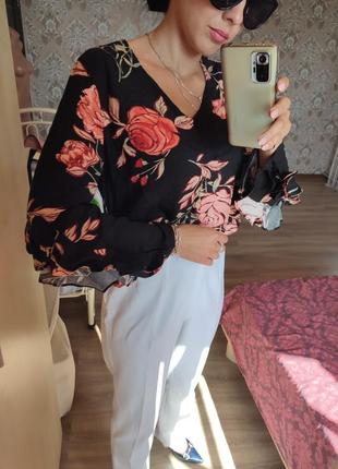 Блузка с воланом цветочный принт новая5 фото