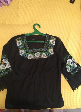 Річна блуза. ручна робота.