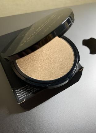 Linda hallberg infinity highlighter