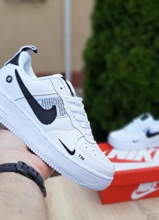 Женские кроссовки nike air force1 фото