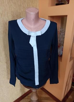 Блуза фірми carla