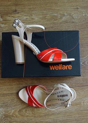 Стильные босоножки welfare (р-р 37-38)