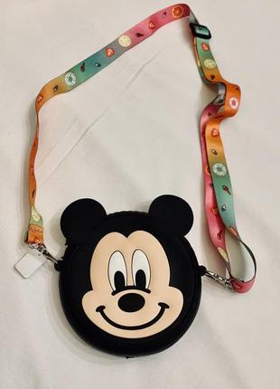 Детская сумочка силиконовая на молнии через плечо bembi mikey mouse disney