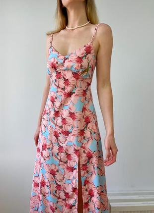 Сукня - комбінація довжини міді в квітковий принт