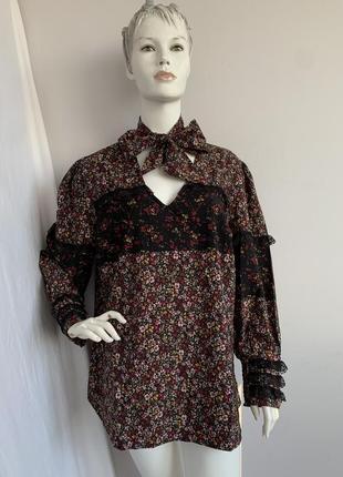 Блуза бохо з бантом чокером в дрібну квіточку з мереживом романтична4 фото
