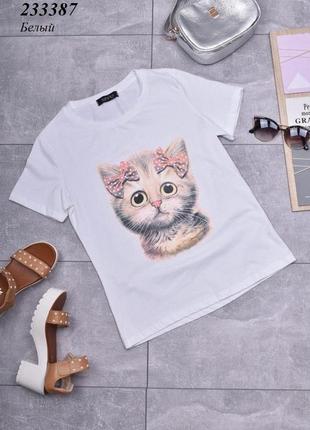 Жіноча футболка крута