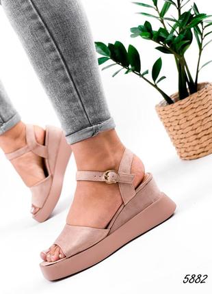 Босоніжки жіночі bena пудра