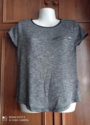 Стильна футболка