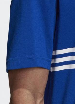 Футболка хлопковая  outline adidas с крупным трилистником на фоне трех полосок7 фото