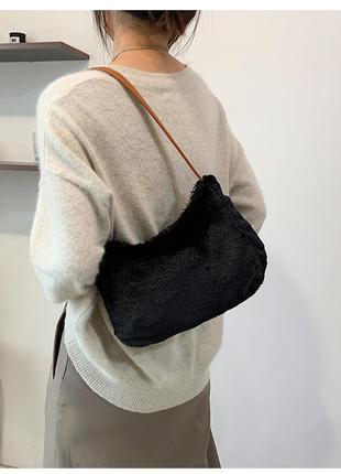 Модна чорна стильна сумка жіноча сумочка зі штучним хутром 3126