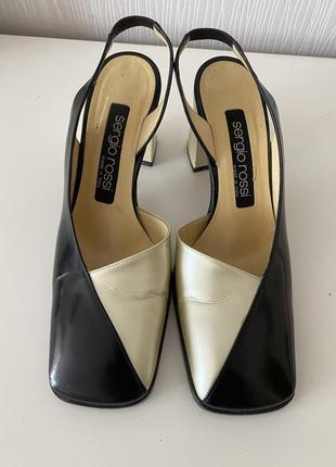 Стильные босоножки оригинал