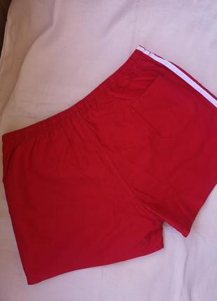 Красные короткие шорты плавки с лампасами коттон s/l3 фото