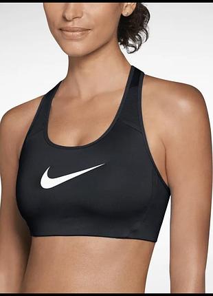 Спортивный топ nike