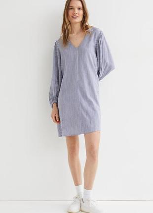 Сукня з бавовни та віскози н&м