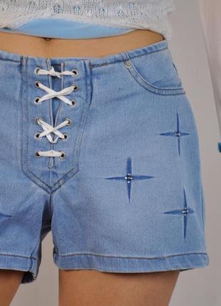 Шорти джинсові шнурівка зірка зірочки стрази блакитні шорти джинсові зірка зірочка блакитні шнурівка y2k вінтаж вінтаж вінтажні вінтажні4 фото