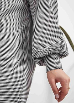 Женское платье свободного пошива