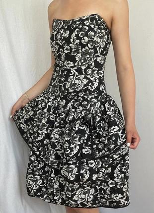 Платье бюстье в стиле ретро 80х