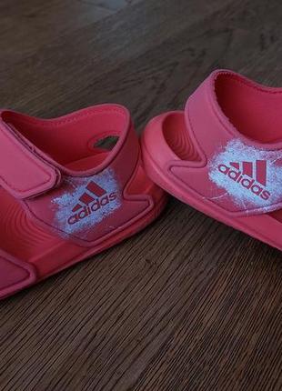 Adidas  босоніжки, аквашузи р. 281 фото