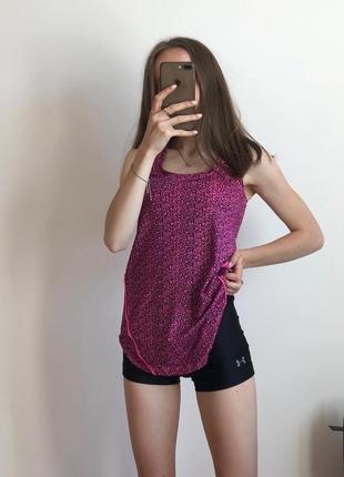 Спортивна маєчка