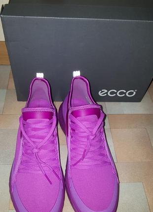 Ecco st.1 lite кроссовки для города неоновый сиреневый цвет9 фото