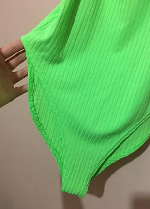 Неоновый боди i saw it first neon lime ribbed strappy bodysuit9 фото